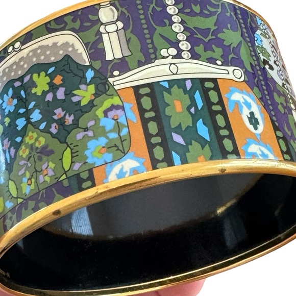 Hermes Bangle Bracelet - Coin Purse Printed Enamel w/ Gold Plating, Collectible - Picture 10 of 11
